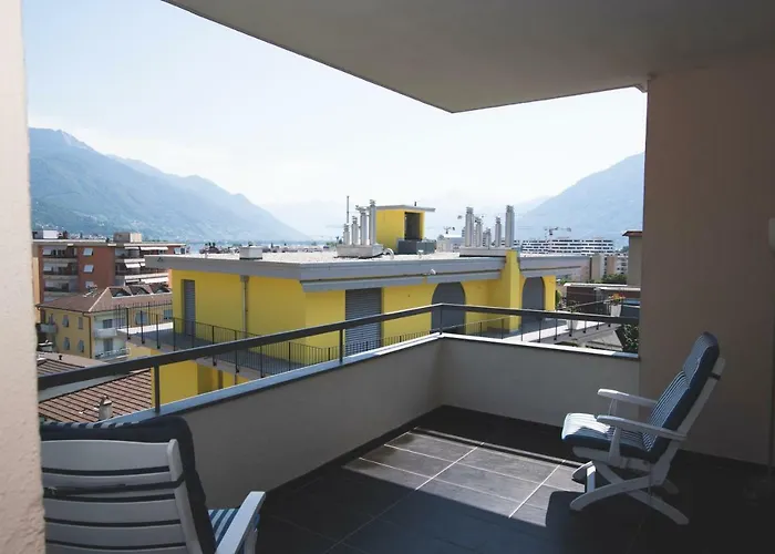 Schoene Mit Panoramablick Apartman