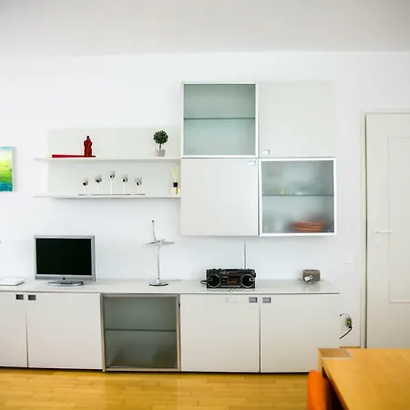 Schoene Mit Panoramablick 아파트 로카르노